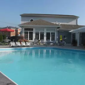 Pool at Heritage Apartments