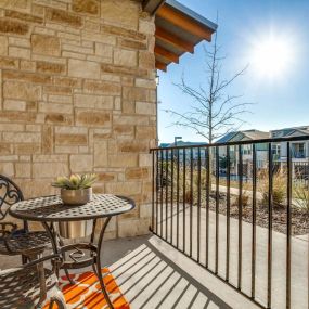 Patio at Overlook at Stone Oak Park Apartments