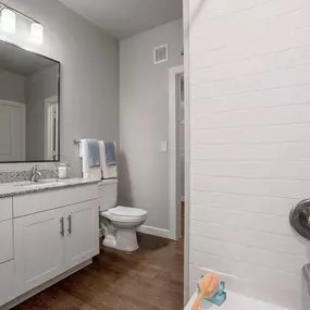 Bild von 55 Fifty at Northwest Crossing