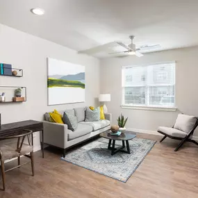 Bild von 55 Fifty at Northwest Crossing