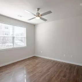 Bild von 55 Fifty at Northwest Crossing