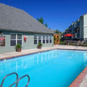 Swimming Pool at Parkside Apartments