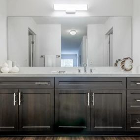 Bathroom at Beverly Plaza Apartments