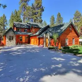 Bild von Holly Gardner, REALTOR | Keller Williams Big Bear Lake Arrowhead-The Mountain Resort Group