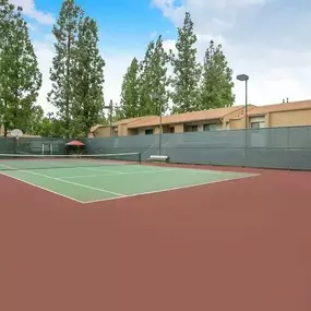 Tennis court at Redlands Park Apartments