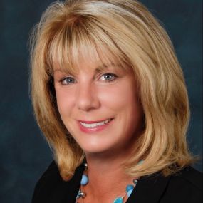 Bild von Wendy Crenshaw, Certified Residential Specialist | Coldwell Banker Park Shore