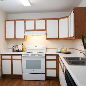 Kitchen at Idlewild Creek  Apartments