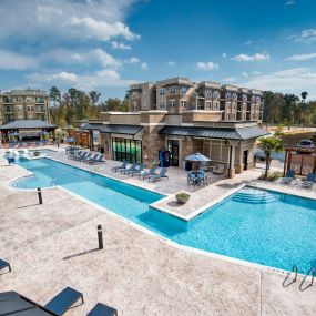 pool with sundeck