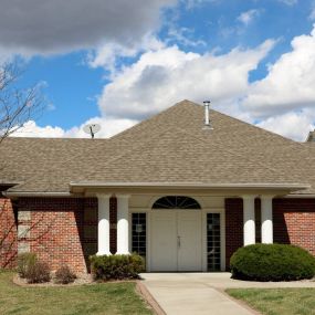 Leasing Center Exterior at Valley View Estates, Iowa