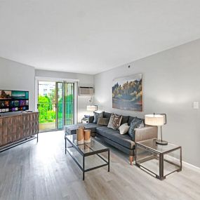 Living Room at Rivers Edge Apartments