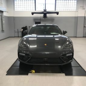 Bild von Porsche Englewood Service Center