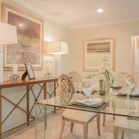 Dining Area at Cascades Overlook Apartments