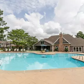 Elme Marietta Pool with building view