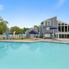 Pool at ReNew Odenton