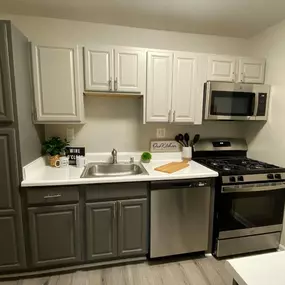 Kitchen at ReNew Odenton
