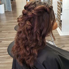 Bild von First Impressions Hair Design