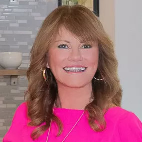 Bild von Laura Wucher, Realtor – Christie’s International Real Estate Sereno