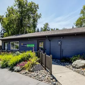 Bild von The Clubhouse at Port Orchard