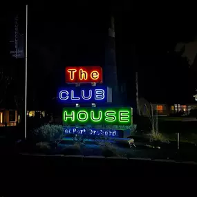 Bild von The Clubhouse at Port Orchard