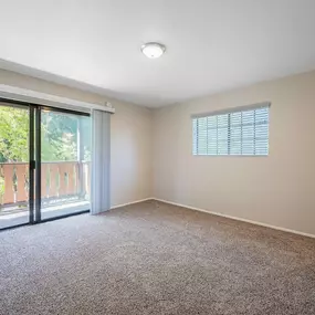 Living Room at Oak Park Apartments