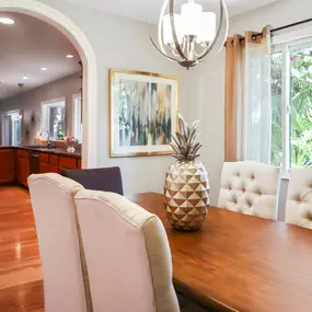 Bild von The Torrey Team Real Estate, REALTOR | COMPASS | DRE 01433553