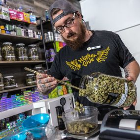 Higher Love Cannabis Dispensary Marquette