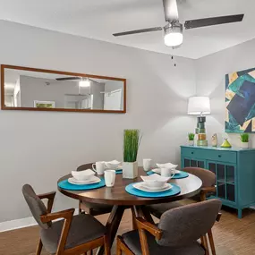 Bild von Twelve 501 Apartment Homes