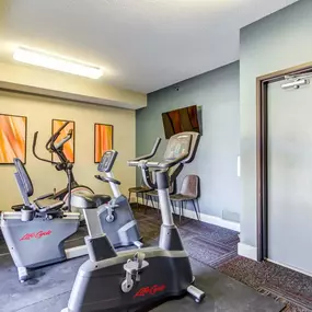 Fitness Center at Zen Chaska Apartments