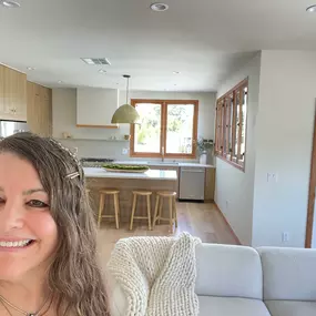 Bild von Terilynn Medrano, REALTOR | Keller Williams Realty Calabasas