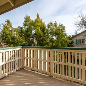 Patio at Deer Path in Santa Rosa, CA 95407