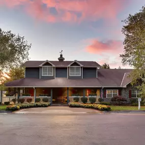 Exterior of Eagle Ridge Apartments