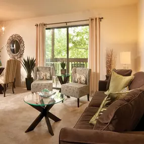 Living Room - Mansfield Woods Apartments
