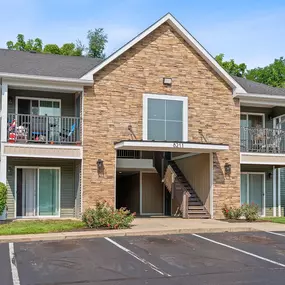 Apartments at the overlook feature a spacious courtyard and balconies