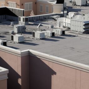 Flat roofs offers many benefits for homeowners.