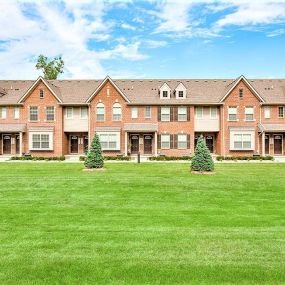 Mi Neighborhood | Luxury Townhomes | Canton, MI