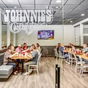 Bild von Johnnie's Charcoal Broiler
