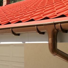 WE OFFER A RANGE OF GUTTERS TO SUIT ALL TYPES OF RESIDENTIAL AND COMMERCIAL BUILDINGS.