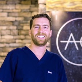 Dr. Jeff Alba grew up here in Mechanicsburg and is a graduate of Cumberland Valley High School. He received his undergraduate degree in Neuroscience from the University of Pittsburgh before completing his DMD at the Temple University Kornberg School of Dentistry.