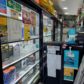 Bild von DHL Express Service Point (Exotic Tech - iPayOn)
