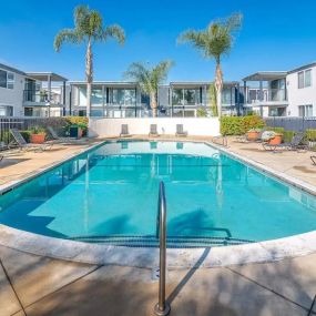 Pool at Park Avenue Apartments