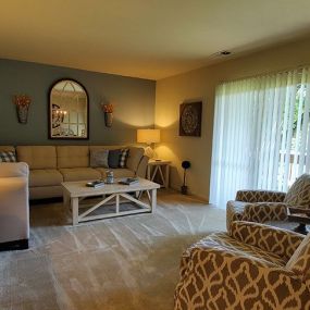 Living Room Space - Cinnamon Ridge Apartments