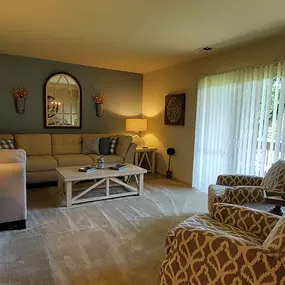 Living Room Space - Cinnamon Ridge Apartments