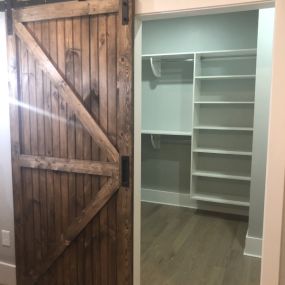Custom closets are the ideal solution for optimal organization at your home or business.