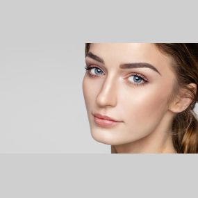 Our eyebrow services are a great way to enhance your natural eyebrow shape, create the eyebrows you’ve always wanted, and bring out your eyes in a whole new way in Hickory!