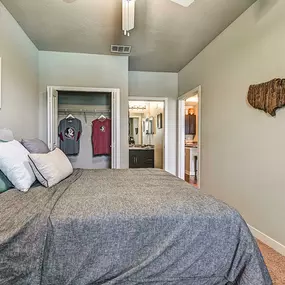 nxnw tallahassee student apartment bedroom 2