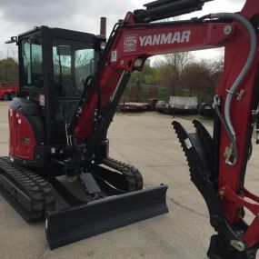 Rent an Excavator in Madison Heights, MI from Ashmore Rentals