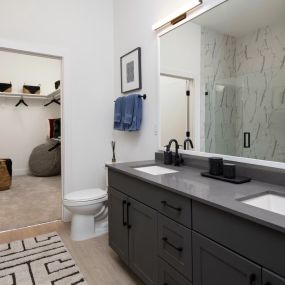 Luxury Bathrooms w/ Walk-In Closets