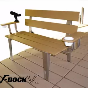 Bild von V-Dock – R&D Manufacturing Inc.