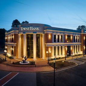 TowneBank banking office in North Ridge area of Raleigh, NC.