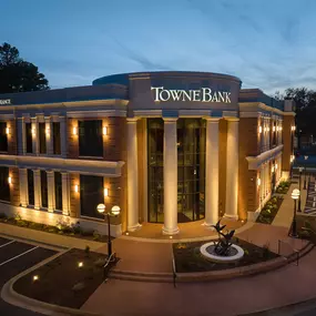 TowneBank banking office in North Ridge area of Raleigh, NC.